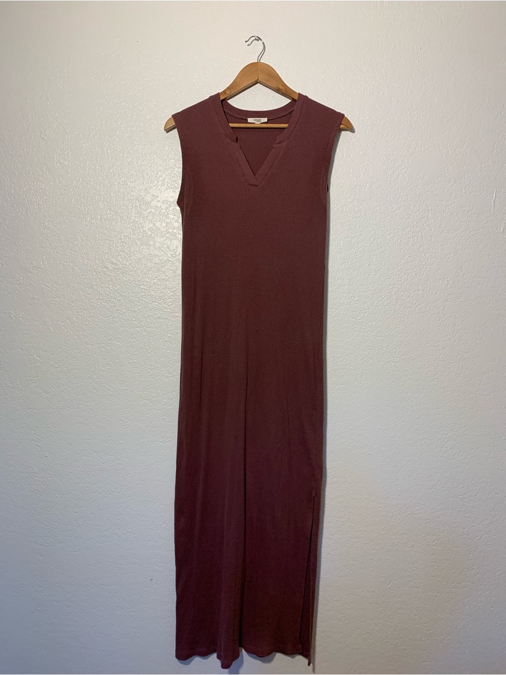 Splendid Eco Sleeveless V-Neck Maxi Dress - Burgundy | XS